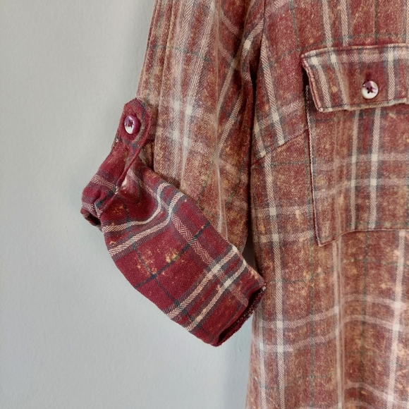 Crazy Train Plaid Bleach Splatter Button Front Shirt, M - Picture 3 of 9